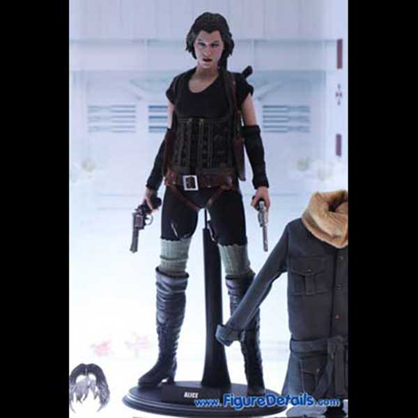 Hot Toys Alice Action Figure mms139 3