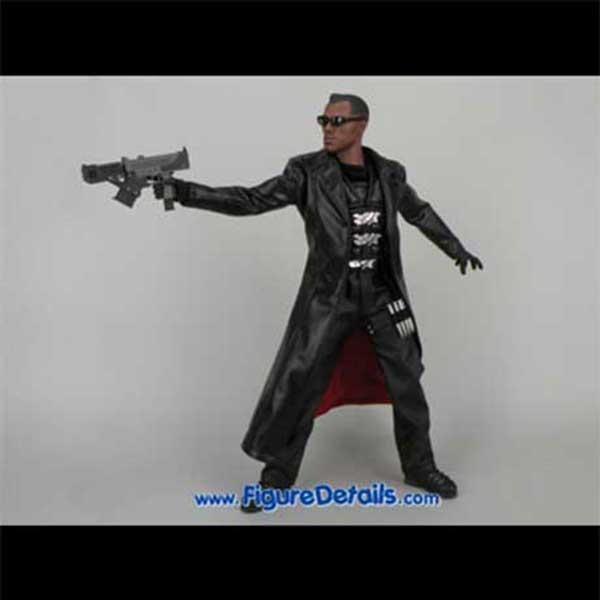Hot Toys Blade II Packing and Action Figure mms113 4
