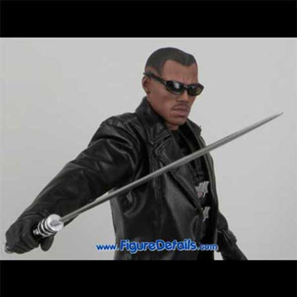 Hot Toys Blade II Packing and Action Figure mms113 7