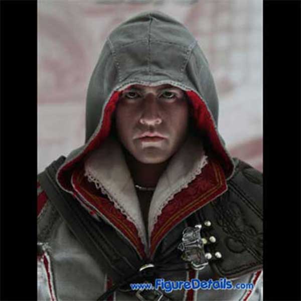 Hot Toys Ezio - Assassins Creed II preview