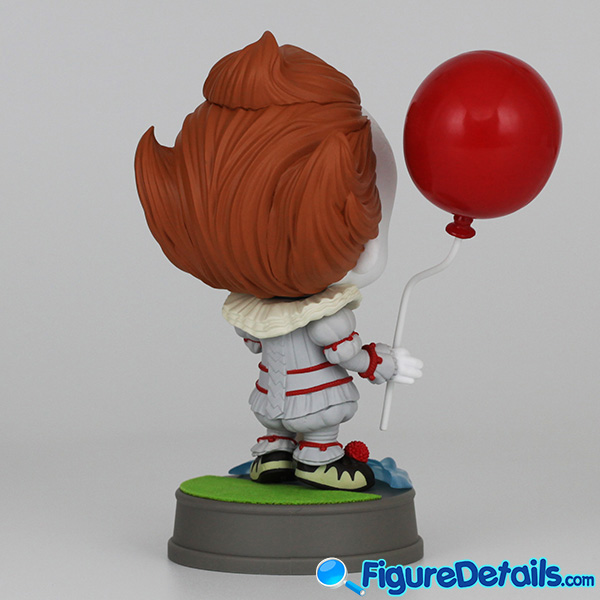 Hot Toys Pennywise with Balloon Cosbaby cosb684 360 Degree Review 4